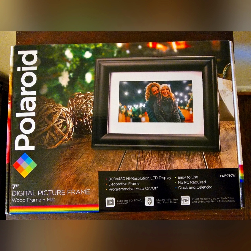 Polaroid 7" Digital Picture Frame